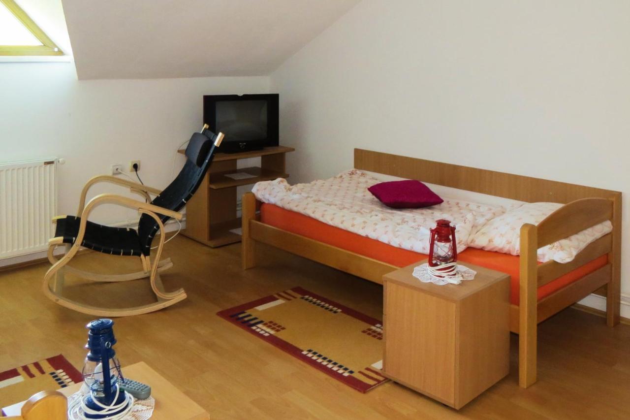 Eco Farm Milanovic Guest House Despotovac Bagian luar foto